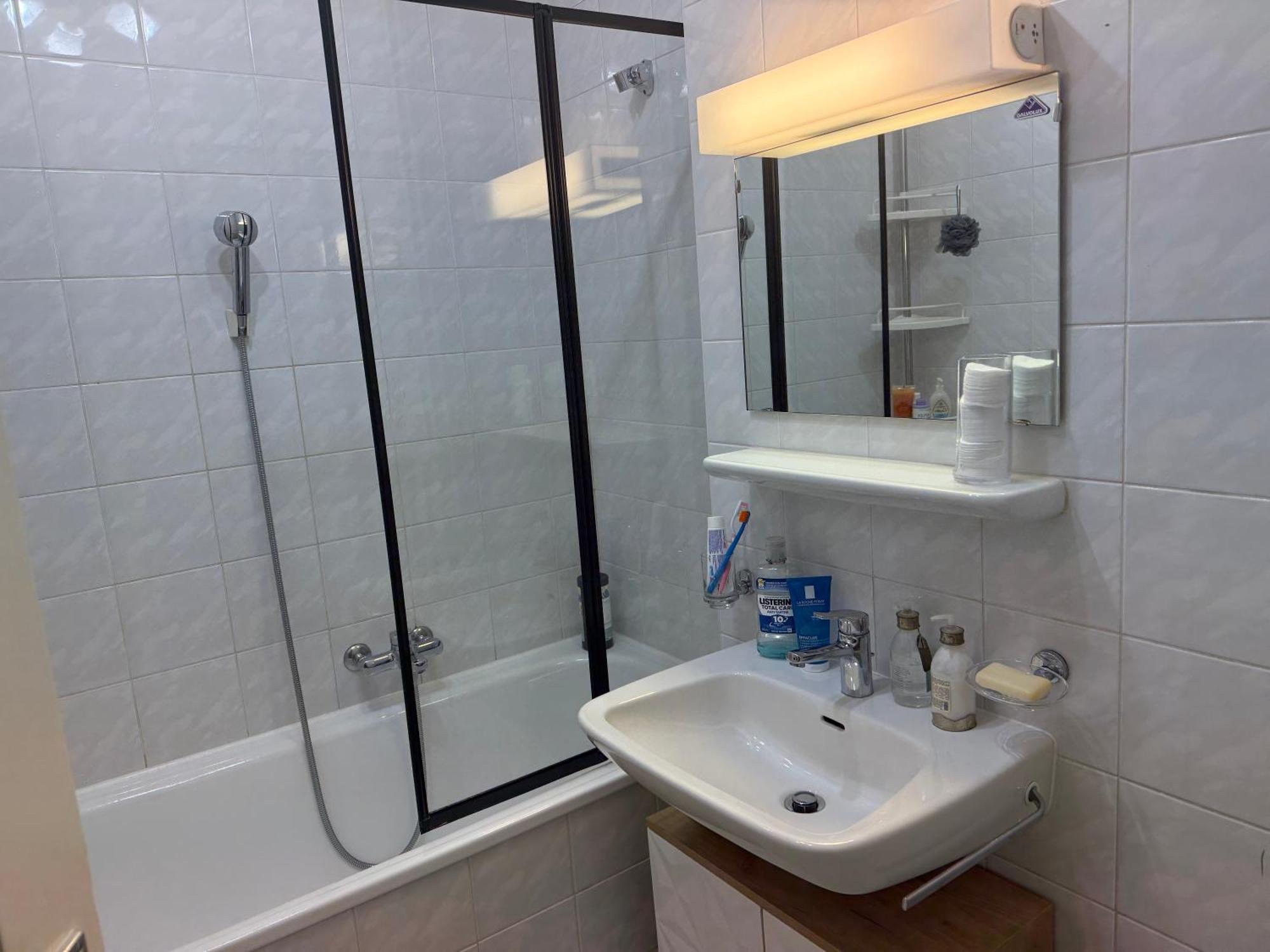 Leman Chic Guest house *